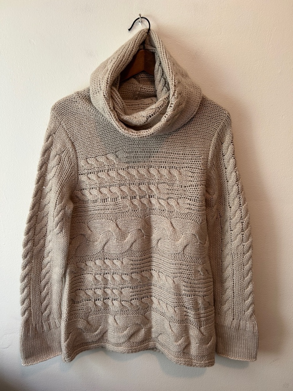 Banana Republic Horizontal Cable‎ Knit Wool Blend Sweater - Size L
